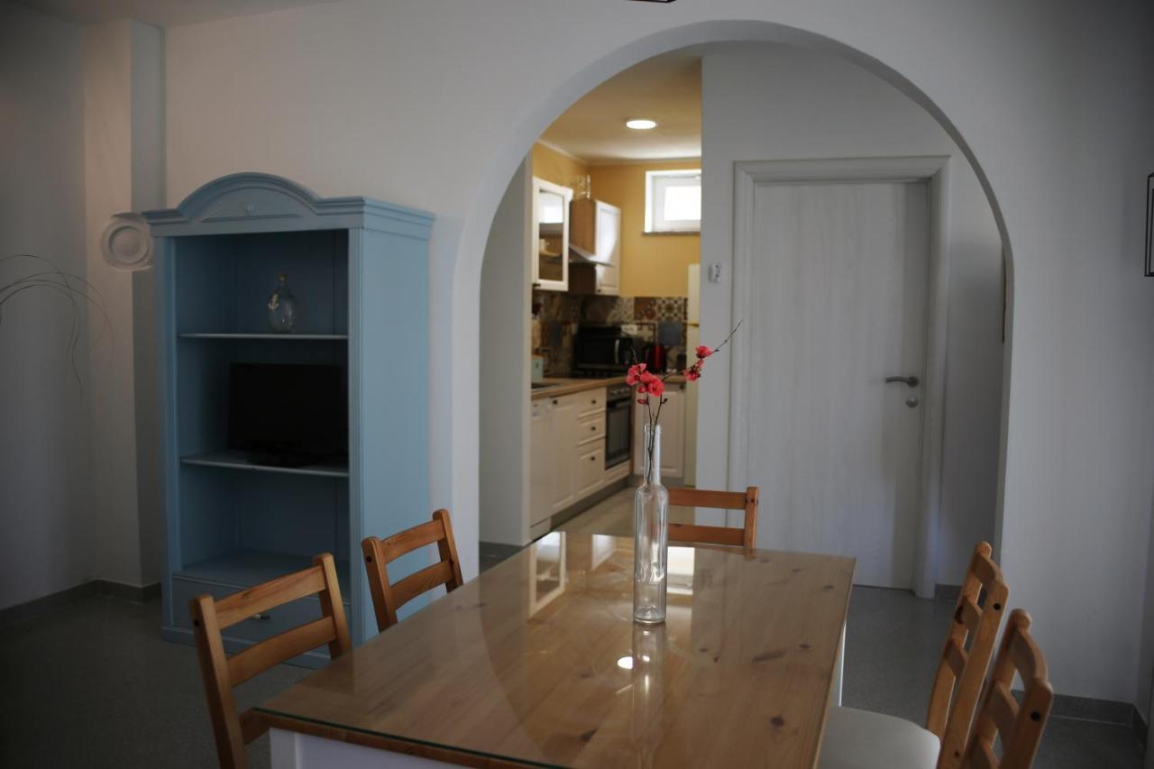 Apartment Nola Porozina Buitenkant foto
